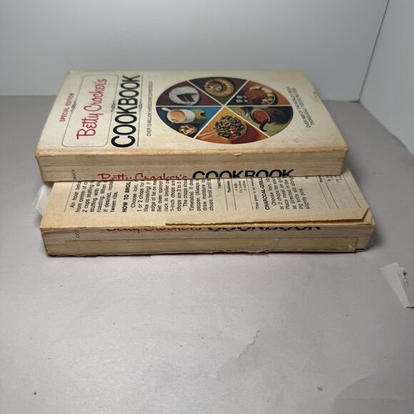 Vintage Betty Crocker 5 Cook Book Set Special Edition Recipes 1970s - Picture 9 of 9